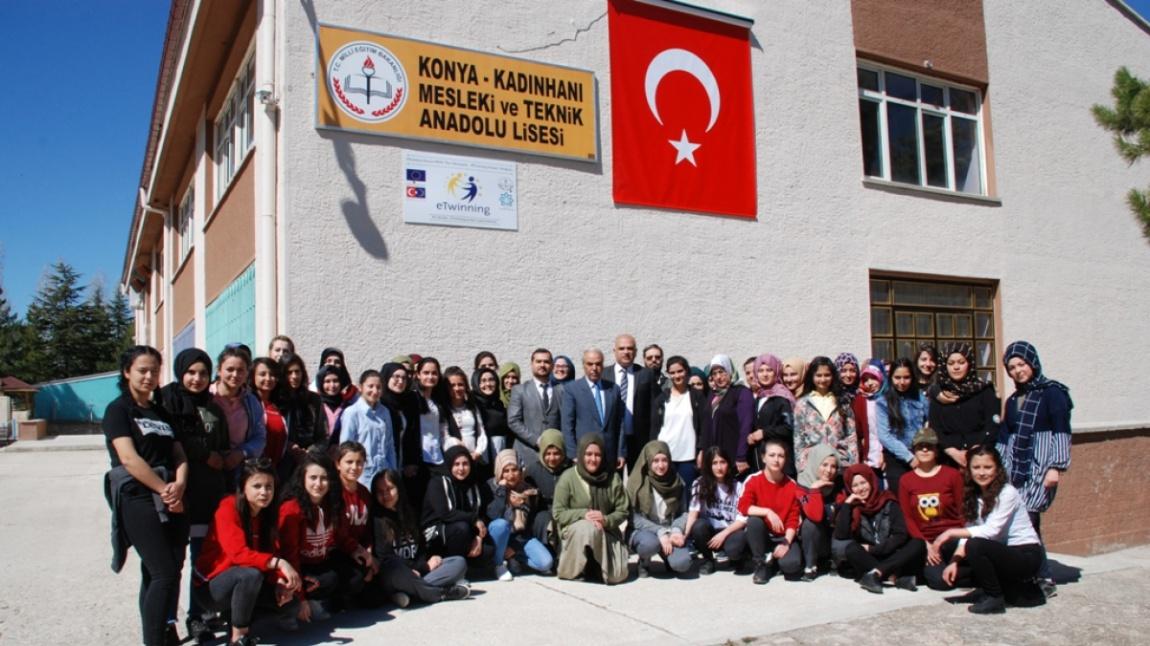 Kadınhanı Mesleki ve Teknik Anadolu Lisesi Fotoğrafı